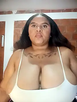 Valentina belmont online show from March 14, 2026, 12:39 am