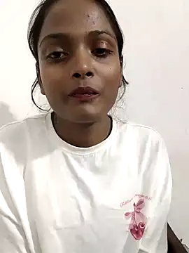 Snapshot of iam-anshika chatting on February 21, 2026, 5:41 am iam-anshika online show from February 21, 2026, 5:41 am