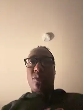 Snapshot of krissycream7 chatting on February 22, 2026, 7:29 am krissycream7 online show from February 22, 2026, 7:29 am