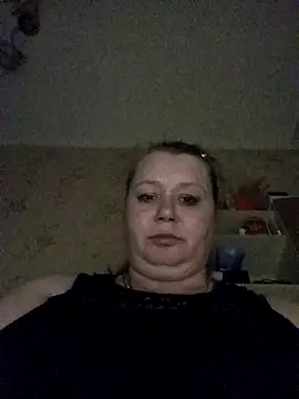 Snapshot of KiraStanton chatting on March 3, 2026, 9:21 pm KiraStanton online show from March 3, 2026, 9:21 pm