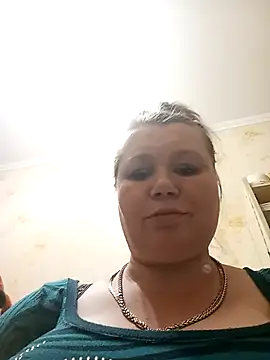 Snapshot of KiraStanton chatting on March 6, 2026, 12:51 am KiraStanton online show from March 6, 2026, 12:51 am