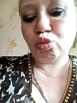 Snapshot of KiraStanton chatting on March 6, 2026, 12:56 pm KiraStanton online show from March 6, 2026, 12:56 pm