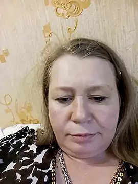 Snapshot of KiraStanton chatting on March 7, 2026, 3:42 pm KiraStanton online show from March 7, 2026, 3:42 pm