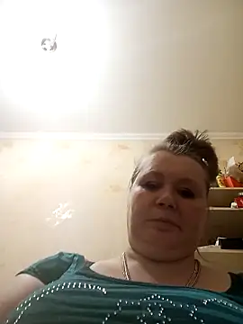 Snapshot of KiraStanton chatting on March 9, 2026, 10:14 pm KiraStanton online show from March 9, 2026, 10:14 pm