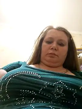 Snapshot of KiraStanton chatting on March 13, 2026, 12:28 am KiraStanton online show from March 13, 2026, 12:28 am