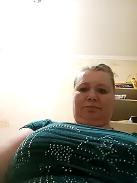 Snapshot of KiraStanton chatting on March 18, 2026, 7:39 pm KiraStanton online show from March 18, 2026, 7:39 pm