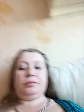 Snapshot of KiraStanton chatting on March 28, 2026, 8:03 am KiraStanton online show from March 28, 2026, 8:03 am