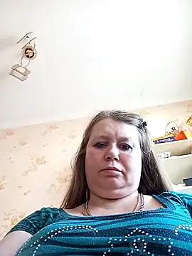 Snapshot of KiraStanton chatting on April 4, 2026, 7:28 am KiraStanton online show from April 4, 2026, 7:28 am