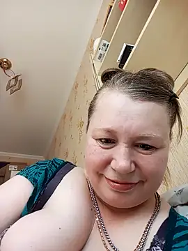 Snapshot of KiraStanton chatting on April 6, 2026, 1:34 pm KiraStanton online show from April 6, 2026, 1:34 pm