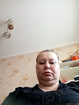 Snapshot of KiraStanton chatting on April 8, 2026, 12:49 pm KiraStanton online show from April 8, 2026, 12:49 pm