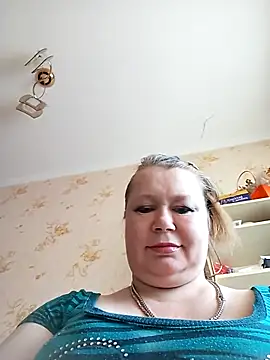 Snapshot of KiraStanton chatting on April 11, 2026, 9:02 am KiraStanton online show from April 11, 2026, 9:02 am