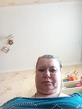 Snapshot of KiraStanton chatting on April 14, 2026, 6:52 am KiraStanton online show from April 14, 2026, 6:52 am