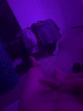 Snapshot of Meni008 chatting on March 26, 2026, 5:02 am Meni008 online show from March 26, 2026, 5:02 am