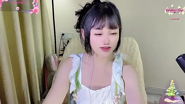 okyssa online show from June 2, 2026, 2:52 pm