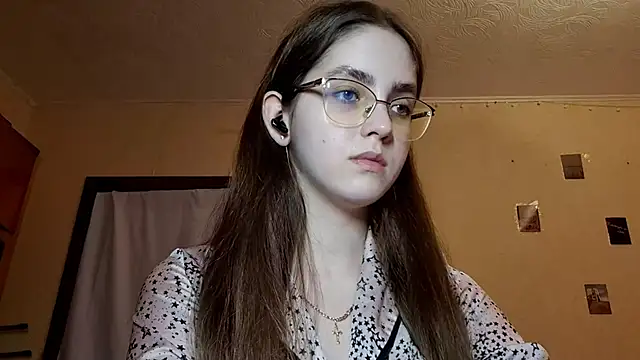 Snapshot of Katelemon chatting on March 17, 2026, 10:40 am Katelemon online show from March 17, 2026, 10:40 am