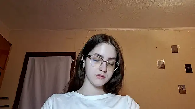 Snapshot of Katelemon chatting on March 24, 2026, 6:51 am Katelemon online show from March 24, 2026, 6:51 am