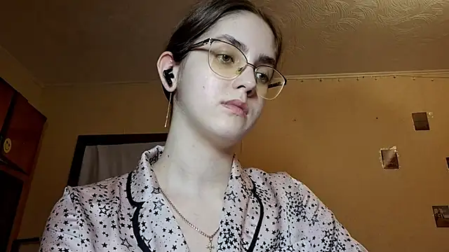 Snapshot of Katelemon chatting on March 27, 2026, 2:17 pm Katelemon online show from March 27, 2026, 2:17 pm