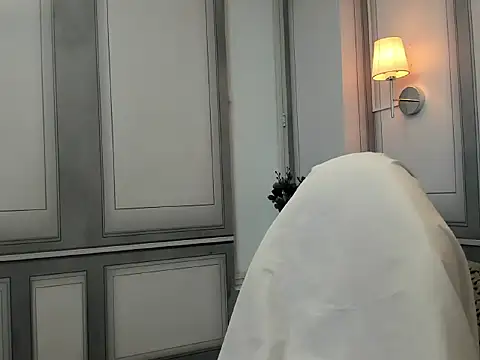 pervert mia4u online show from February 24, 2026, 7:23 pm