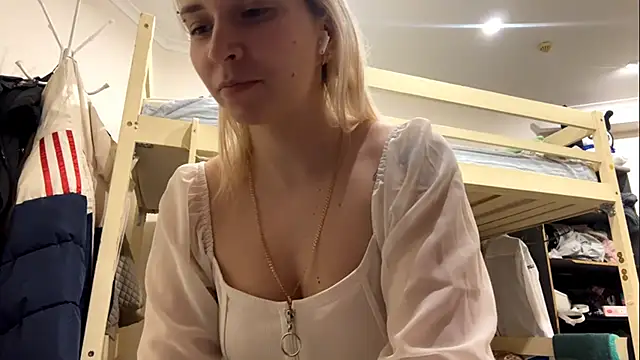 Snapshot of LiraDreamX chatting on February 26, 2026, 3:22 pm LiraDreamX online show from February 26, 2026, 3:22 pm