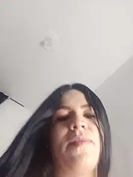 Mariana jaramillo online show from February 27, 2026, 11:05 pm