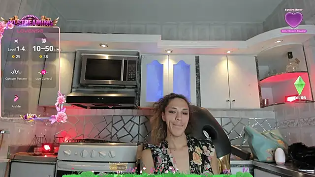 CrisOzzz online show from June 12, 2026, 5:45 pm