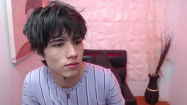 Stich 23 online show from March 5, 2026, 2:13 pm