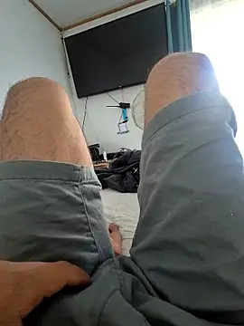 Snapshot of Edu235 chatting on February 25, 2026, 10:41 pm Edu235 online show from February 25, 2026, 10:41 pm