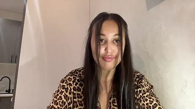 Snapshot of Dana_005 chatting on June 11, 2026, 10:30 pm Dana 005 online show from June 11, 2026, 10:30 pm