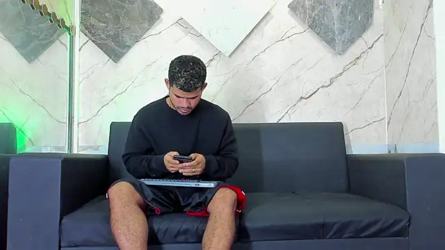 Latins on fire online show from April 9, 2026, 11:26 am