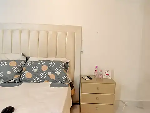 Scarlet luna1 online show from February 28, 2026, 2:12 am