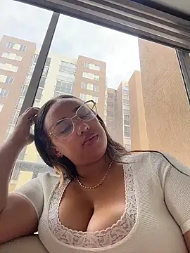 Snapshot of Eyssha chatting on March 5, 2026, 2:24 pm Eyssha online show from March 5, 2026, 2:24 pm