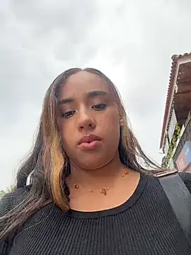 Snapshot of Eyssha chatting on March 7, 2026, 7:33 pm Eyssha online show from March 7, 2026, 7:33 pm