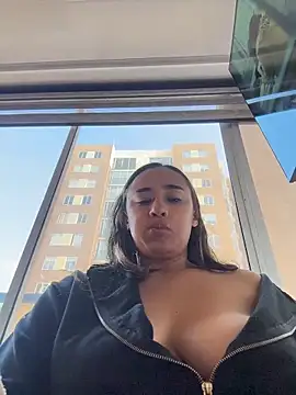 Snapshot of Eyssha chatting on March 22, 2026, 12:41 pm Eyssha online show from March 22, 2026, 12:41 pm