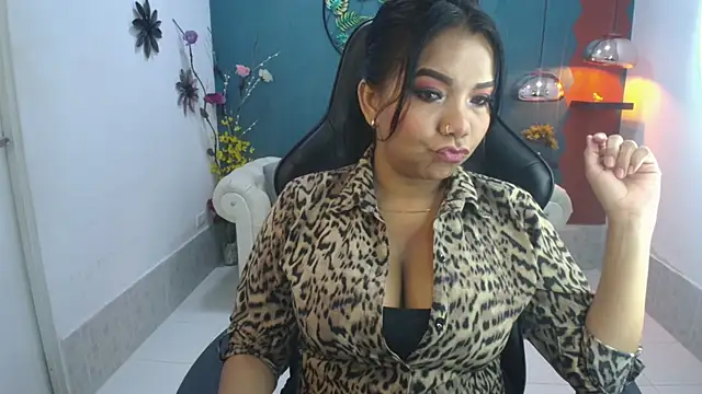 Snapshot of Elizabeth_Suan_ chatting on March 17, 2026, 11:35 am Elizabeth Suan online show from March 17, 2026, 11:35 am