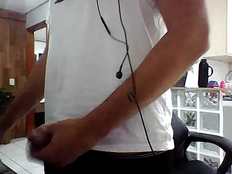 FabioZoe1 online show from May 20, 2026, 1:01 am