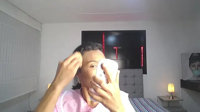 Wendy 1  online show from April 8, 2026, 10:43 pm