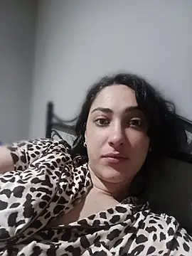 Snapshot of lagatitacantabra chatting on April 28, 2026, 11:43 pm lagatitacantabra online show from April 28, 2026, 11:43 pm