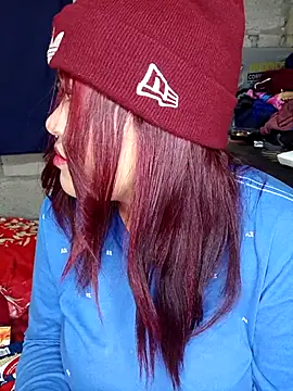 Snapshot of la_rojita chatting on February 25, 2026, 11:25 pm la rojita online show from February 25, 2026, 11:25 pm