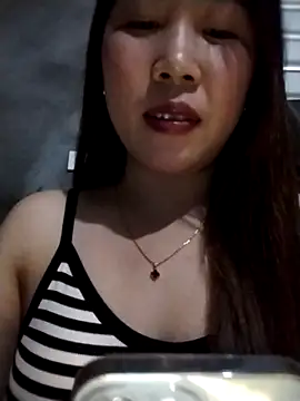 Snapshot of Kiki-vn chatting on February 22, 2026, 1:31 pm Kiki-vn online show from February 22, 2026, 1:31 pm