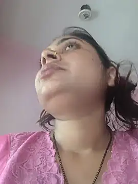 Snapshot of Aanushaka chatting on June 1, 2026, 2:46 am Aanushaka online show from June 1, 2026, 2:46 am