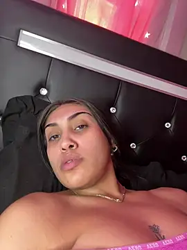 Snapshot of Camilaaaice chatting on February 22, 2026, 9:46 pm Camilaaaice online show from February 22, 2026, 9:46 pm