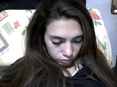 Milagrossuwu online show from April 5, 2026, 3:47 am
