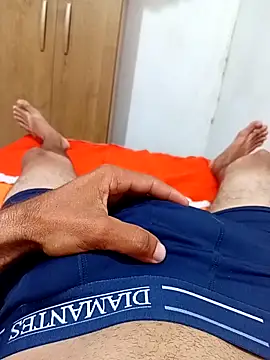 Snapshot of erotil_1 chatting on February 28, 2026, 9:32 am erotil 1 online show from February 28, 2026, 9:32 am