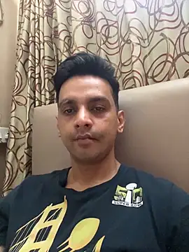 online4u08 online show from April 12, 2026, 9:42 pm