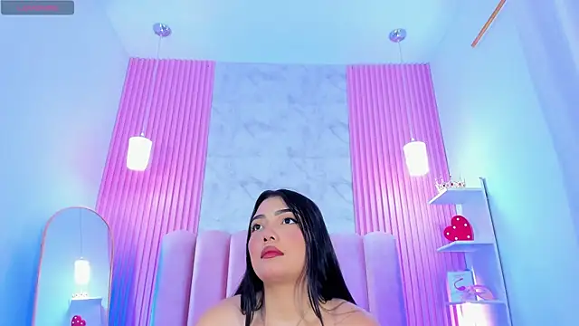 Snapshot of ArianaRougee chatting on June 30, 2026, 3:29 am ArianaRougee online show from June 30, 2026, 3:29 am
