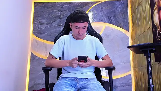 Matheus Ic  online show from February 26, 2026, 7:24 pm