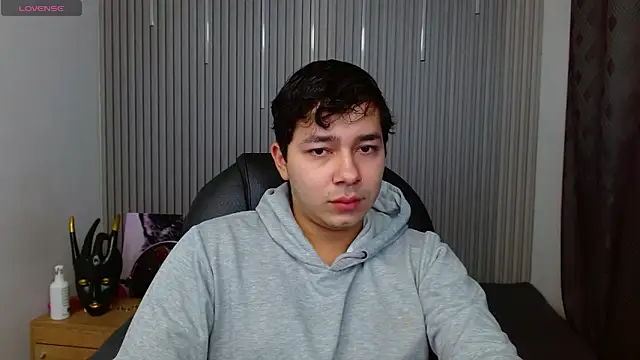 Snapshot of Julian_Smith21 chatting on April 24, 2026, 3:09 am Julian Smith21 online show from April 24, 2026, 3:09 am