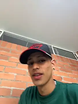 HarryGaze online show from April 11, 2026, 8:24 pm