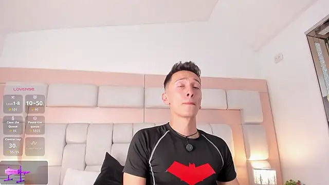 Snapshot of Thiago_Jones1 chatting on March 20, 2026, 7:52 pm Thiago Jones1 online show from March 20, 2026, 7:52 pm