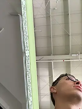 Snapshot of Thiago_Jones1 chatting on April 12, 2026, 8:47 pm Thiago Jones1 online show from April 12, 2026, 8:47 pm